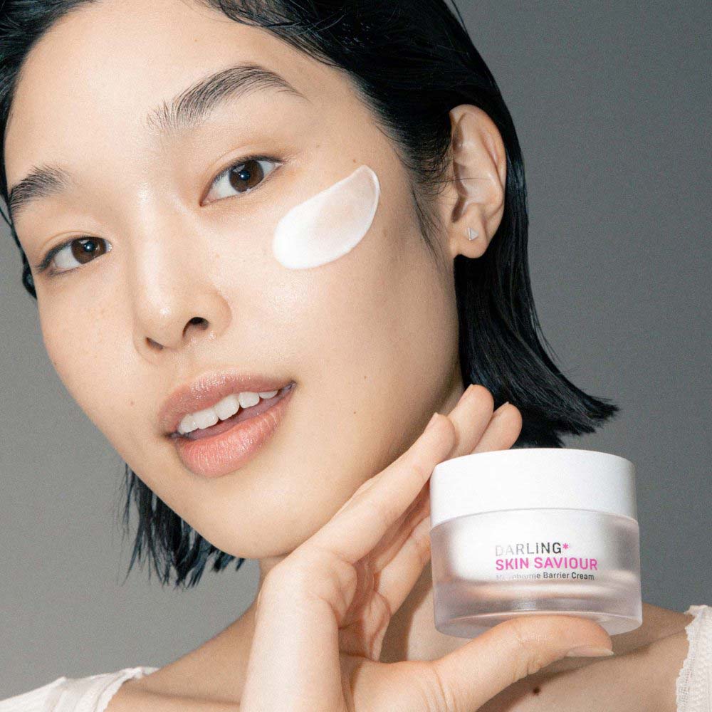 SKIN SAVIOUR product photo at an angle