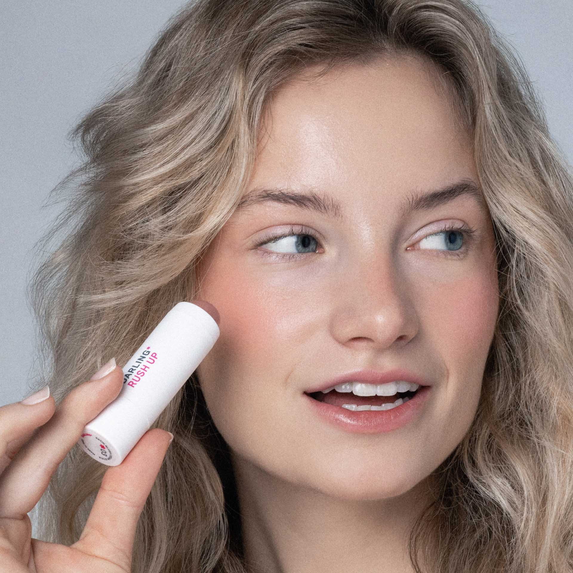 RUSH UP product photo at an angle
