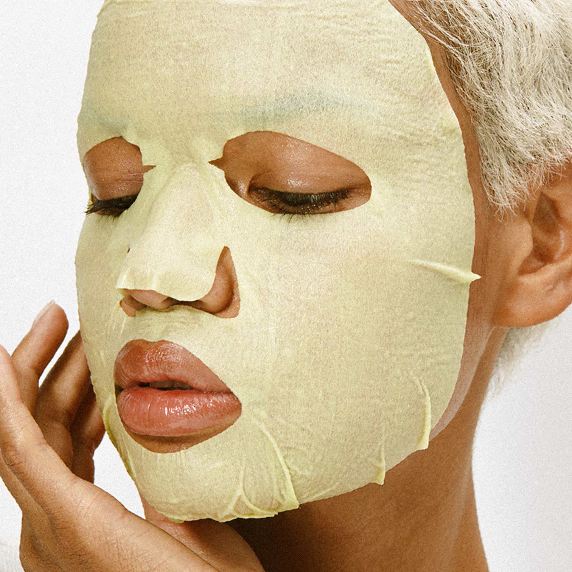 Bamboo Dew product photo at an angle