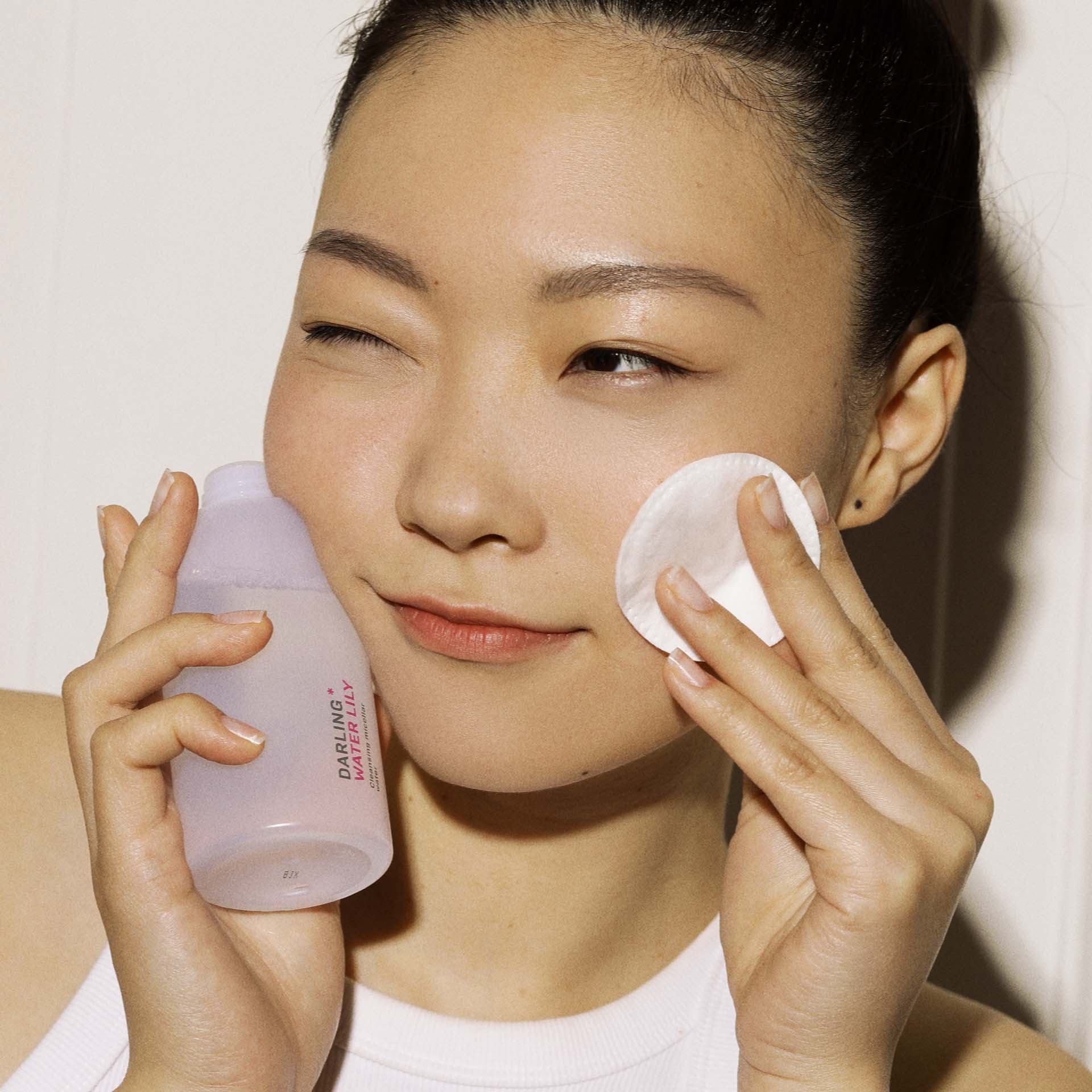 WATER LILY product photo at an angle