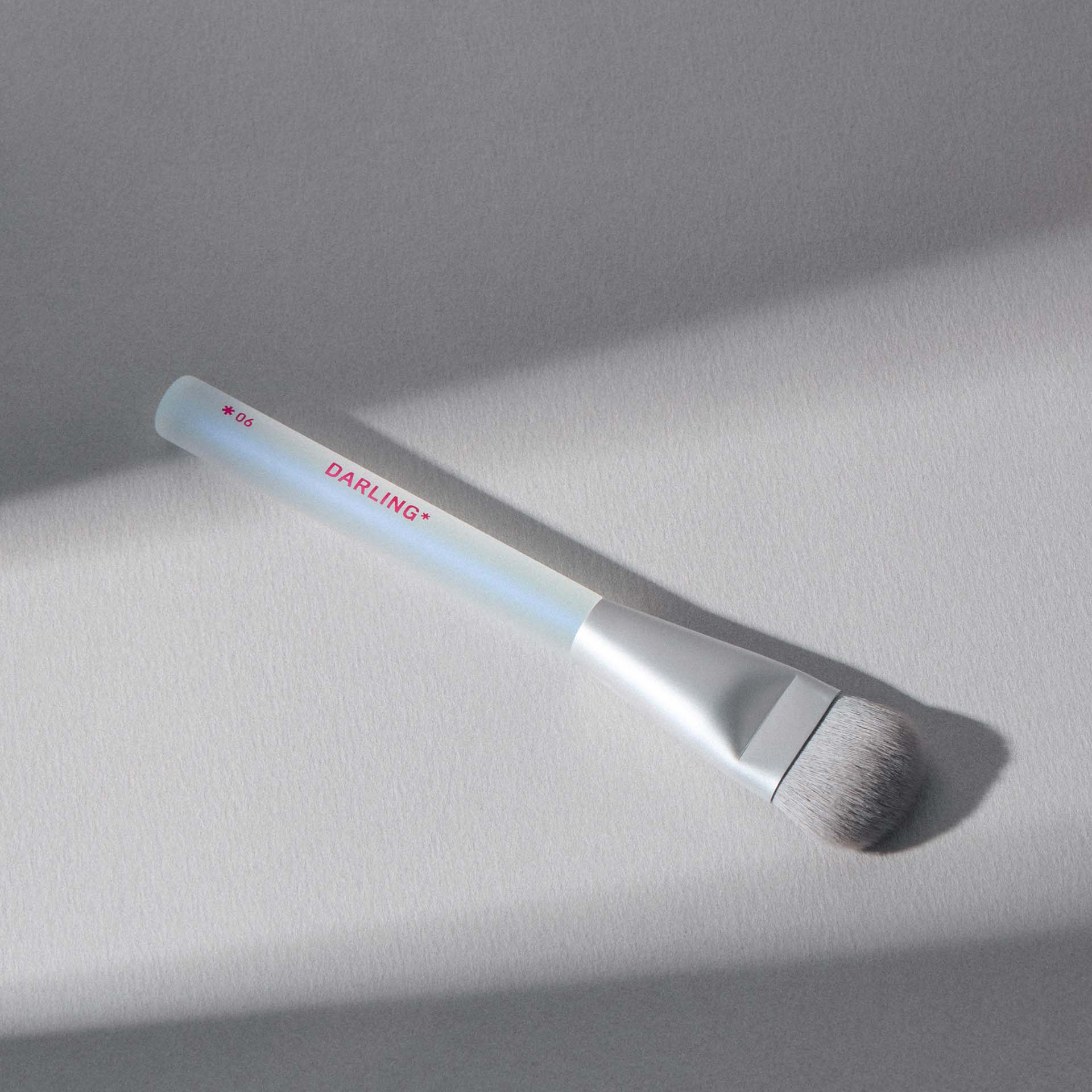 FREE FLOW *06 product photo with model