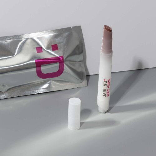 WET KISS product photo with model