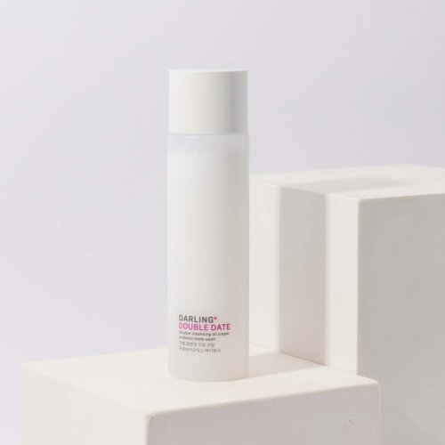 DOUBLE DATE product photo with model