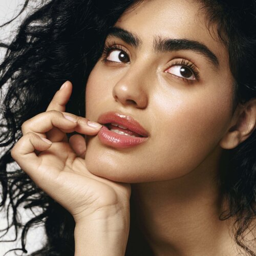 FLUSH BLUSH product photo at an angle