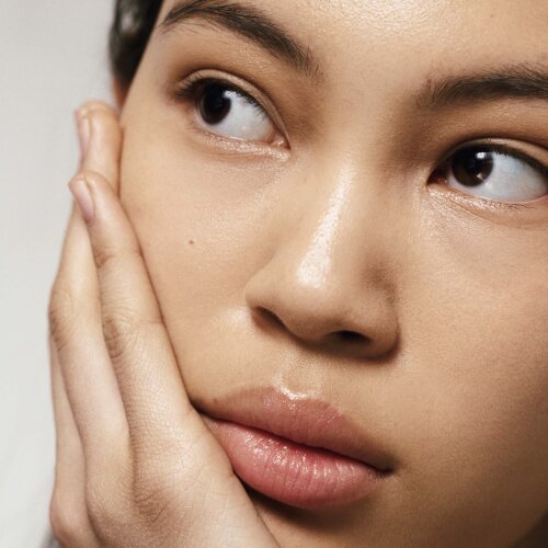 PLUSH AIR product photo at an angle