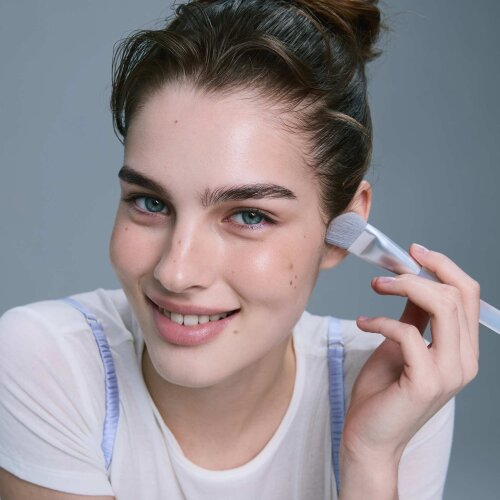 FRAME-UP product photo at an angle