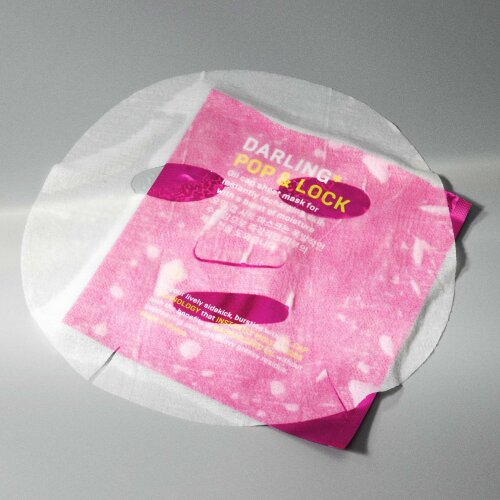 Pop & Lock product photo with model