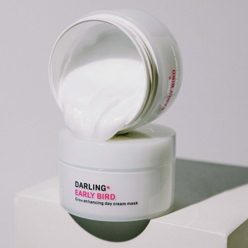 EARLY BIRD product photo with model