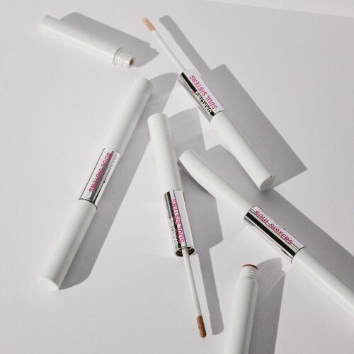 SOUL SISTERS product photo with model