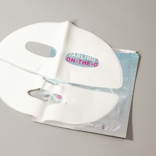 On-the-Go product photo with model