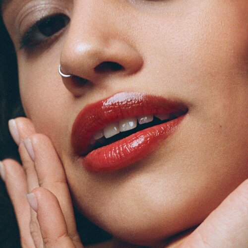 WET KISS product photo at an angle