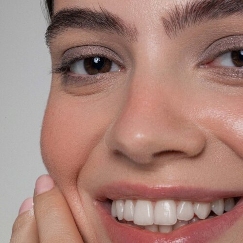 EYE GLIDE product photo at an angle