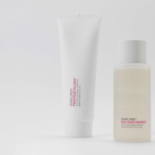 PROTEIN PLUMP product photo with model